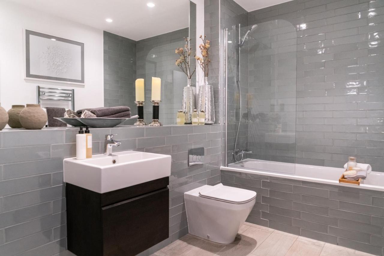 Seven Living Ashford - Modern And Spacious Apartments 외부 사진
