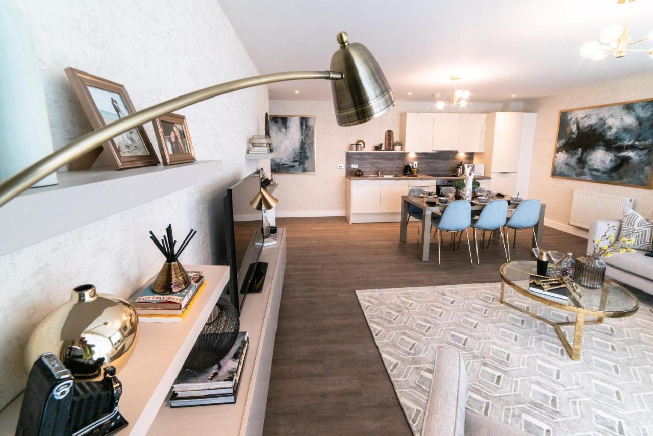 Seven Living Ashford - Modern And Spacious Apartments 외부 사진