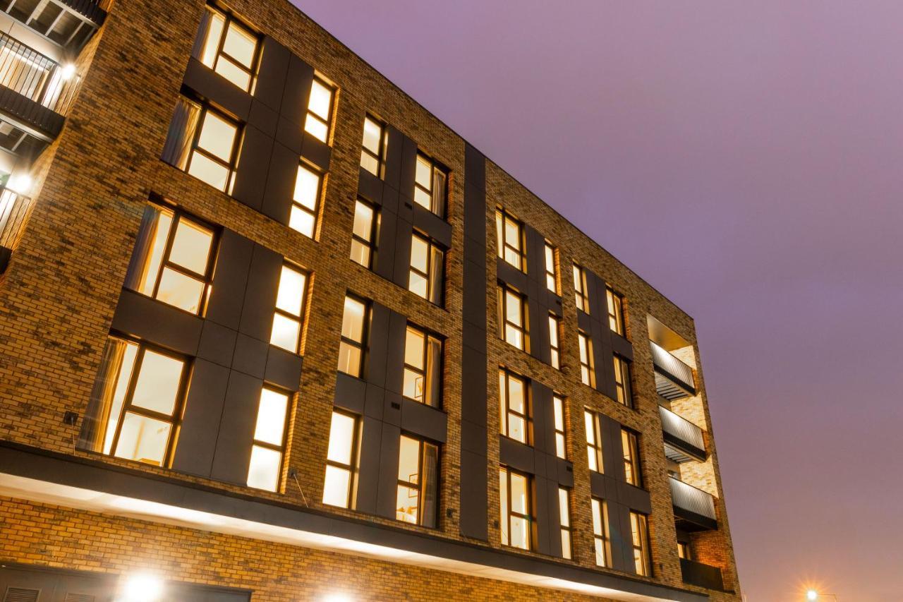 Seven Living Ashford - Modern And Spacious Apartments 외부 사진