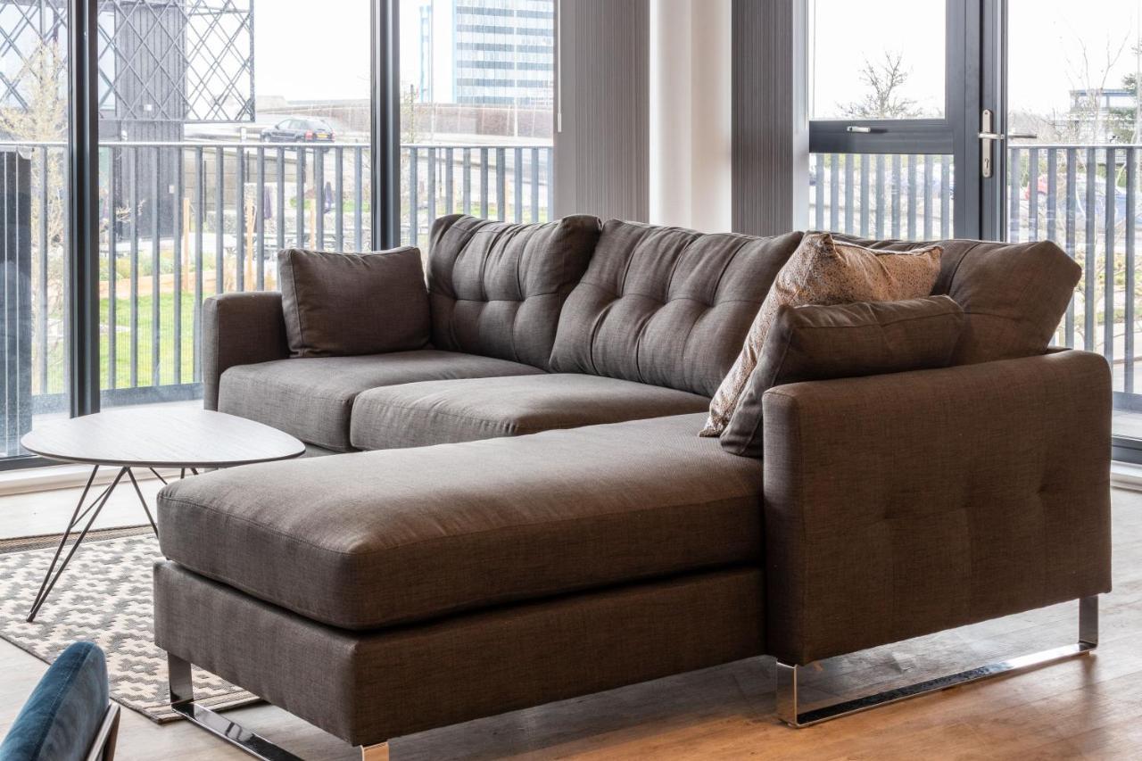 Seven Living Ashford - Modern And Spacious Apartments 외부 사진