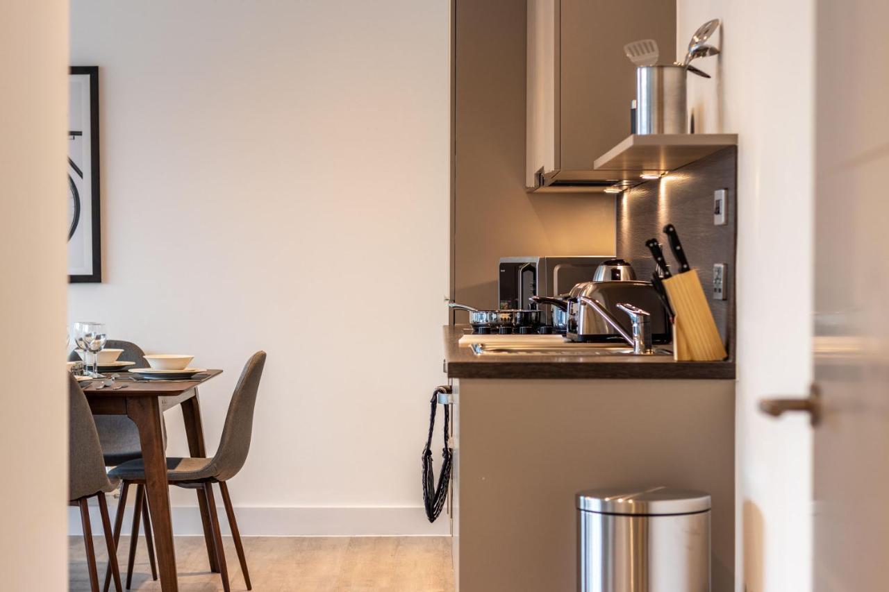 Seven Living Ashford - Modern And Spacious Apartments 외부 사진