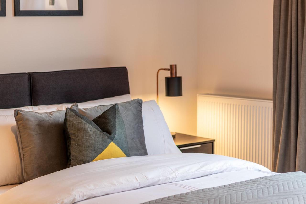 Seven Living Ashford - Modern And Spacious Apartments 외부 사진