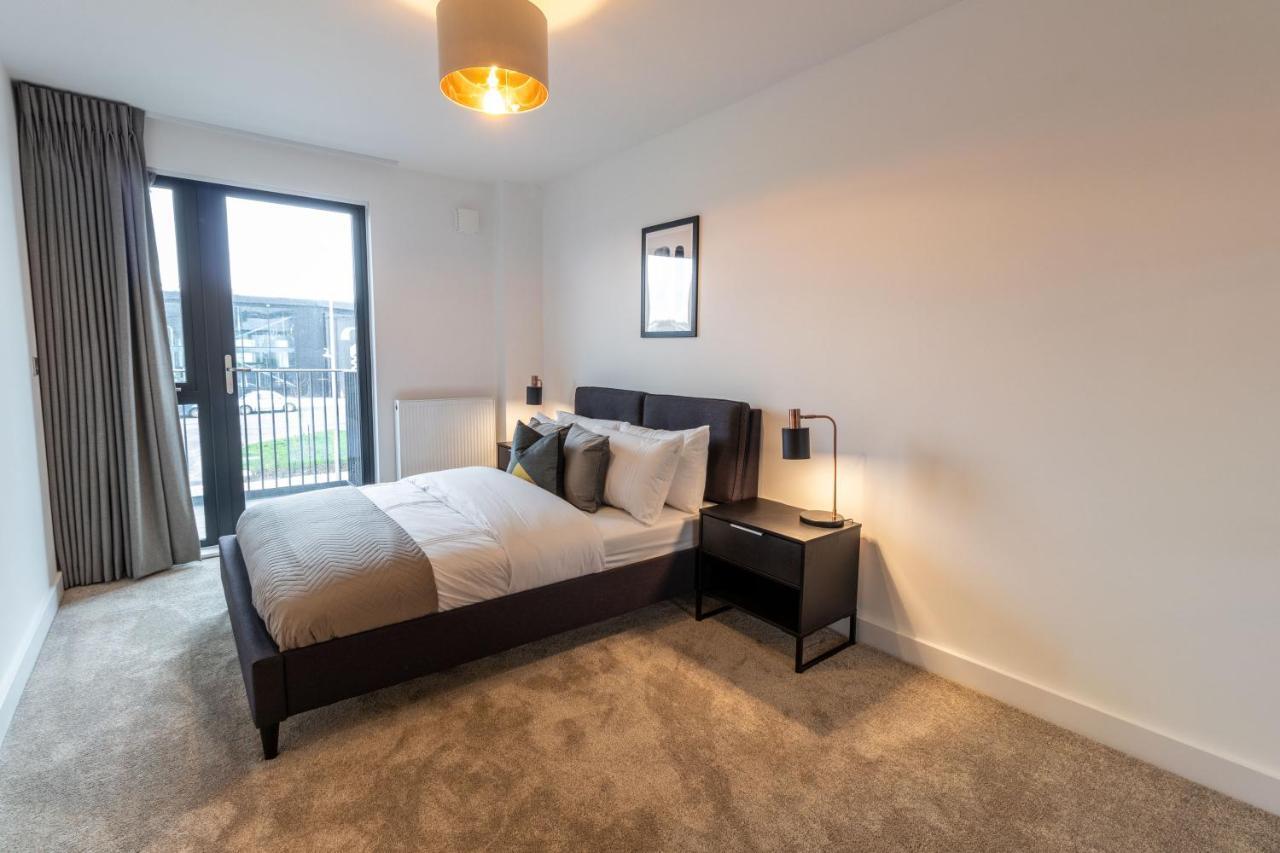 Seven Living Ashford - Modern And Spacious Apartments 외부 사진