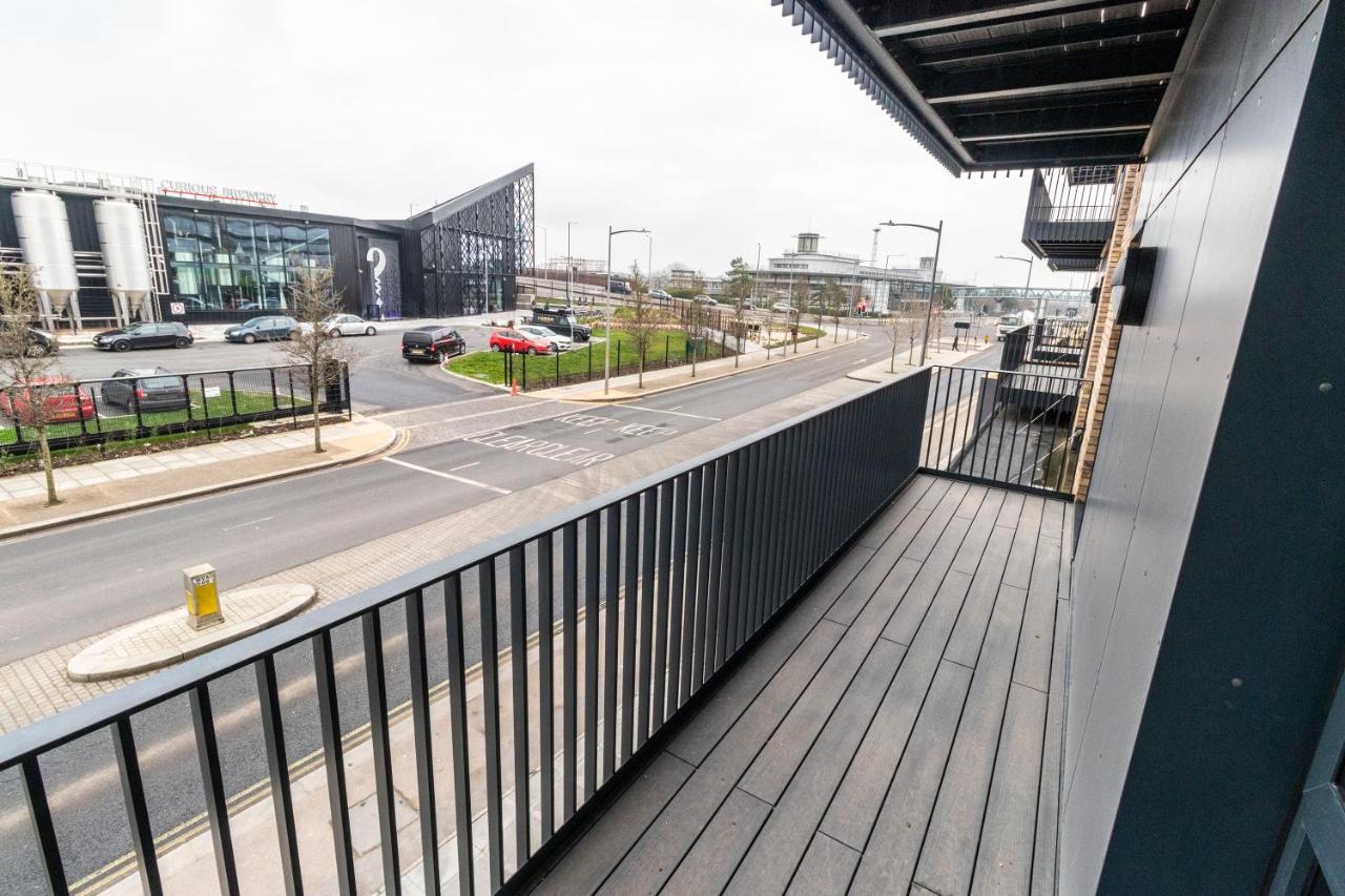 Seven Living Ashford - Modern And Spacious Apartments 외부 사진